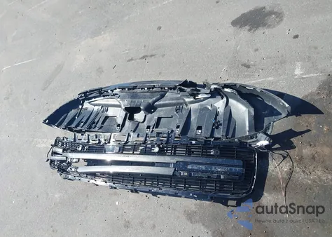 2025 Land Rover Range Rover P550E Se z USA, uszkodzony, nr VIN SALKP9F42SA279038